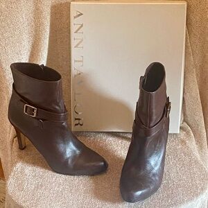 Ann Taylor Sultry Sable Leather Marlow Bootie- Sz 8